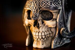 Halba Craniu de viking 14 cm