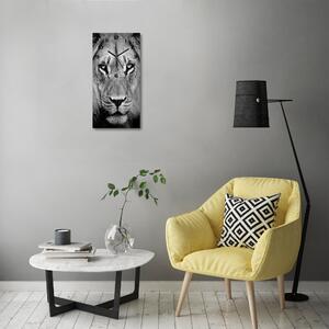 Ceas de sticlă pe perete vertical Portret de un leu