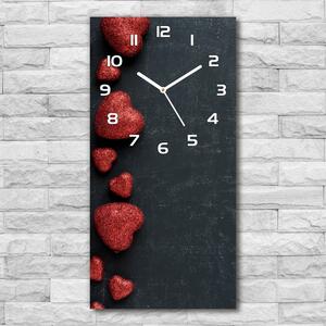 Ceas de sticlă pe perete vertical Inima pe o placă