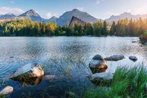 Fototapetă vlies štrbské pleso 375 x 250 cm