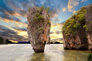 Fototapetă vlies khao phing kan 375 x 250 cm