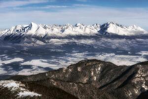 Fototapetă vlies tatra înzăpezită 375 x 250 cm