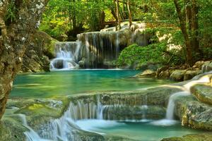 Fototapetă vlies cascadă în thailanda ii. 375 x 250 cm