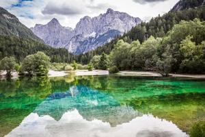 Fototapetă vlies lacul jasna 375 x 250 cm