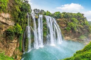 Fototapetă vlies cascada huangguoshu 375 x 250 cm