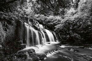 Fototapetă vlies cascadele purakaunui 375 x 250 cm