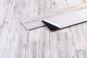 Placă de pardoseală pvc autoadezivă - pin barcelona 2,23 m²
