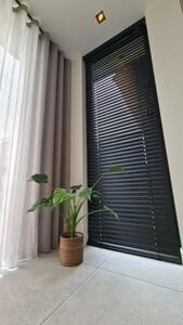 Venetiene cu banda decorativa (lemn 50mm)