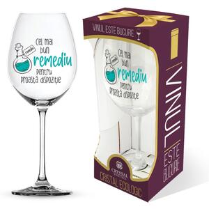 Pahar pentru vin, mesaj amuzant "cel mai bun remediu pentru proastă dispoziție"
