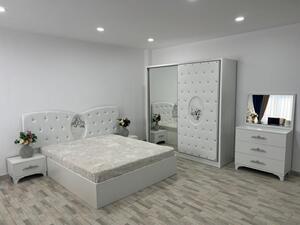 Set Dormitor Selena Alb Complet cu Pat Matrimonial 160 cm x 200 cm , Dulap usi Glisante, Noptiere si Comoda tv