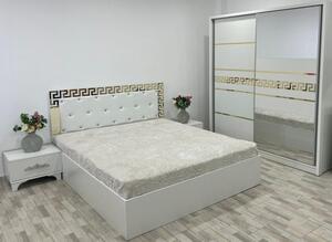 Dormitor Carla Alb Auriu cu Pat 160 cm x 200 cm Alb cu Insertii Aurii, Dressing Alb cu Oglinda si Set Noptiere