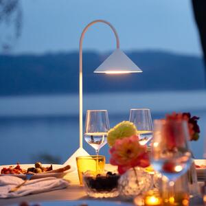 FRANDSEN Lampa de masă cu LED-uri Grasp, albă, înălțime 47 cm, metal, reglabil, Alb, Metal, Design