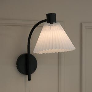 Markslöjd Aplică de perete Mira, alb/negru, fier/fabricat, lățime 22 cm, Negru, Camera de zi / sufragerie, Metal, Scandinavă