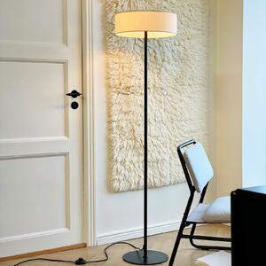 Dyberg Larsen Lampadar Calix, negru/natur, 150 cm, Negru, Camera de zi / sufragerie, Metal, Design