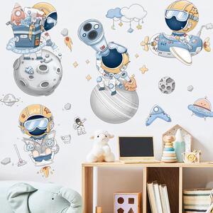 Sticker perete astronautii simpatici