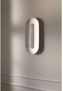 Nuura Aps Aplică LED Sasi, înălțime 65 cm, culoare argintiu, metal, reglabil, Metalic, Camera de zi / sufragerie, Metal, Scandinavă