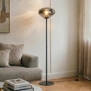 Lindby Lampadar Lelia, gri fumuriu, sticlă, metal, 150 cm, Gri, Camera de zi / sufragerie, Sticlă, Design