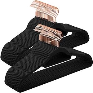 Set de 50 umerase de catifea, Songmics, Negru-Roz, 42.7x0.6x22 cm