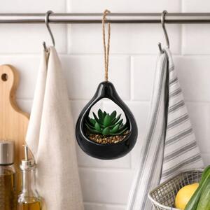 Plantă artificială Suculentă , în suport ceramic negru tip picătură, 14 cm, cu agatatoare din sfoară