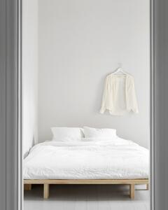Pat dublu din lemn de pin cu saltea Karup Design Japan Comfort Mat Raw/Black, 160 x 200 cm