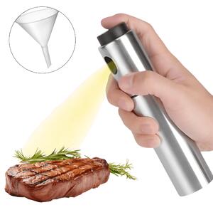 Olivieră Pulverizator Koken – Spray pentru ulei, oțet și alte lichide, Flacon Pulverizator Reîncărcabil, 100 ml, Plastic, 17,8 x 4 cm, Argintiu/Negru + Palnie