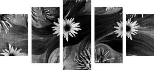 Tablou 5-piese flori pe un fundal alb-negru
