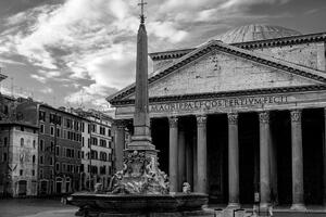 Tablou bazilica romană în design alb-negru