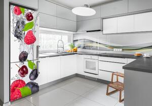Autocolant pe frigider fructe de padure