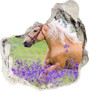 Autocolant gaură 3D Un cal într-un câmp de lavandă