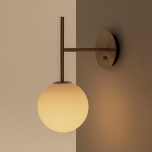 Audo Copenhagen Aplica de perete TR Bulb Suspended culoare alamă, sticlă, dimabil., reglabil, Auriu / Alamă, Camera de zi / sufragerie, Alamă