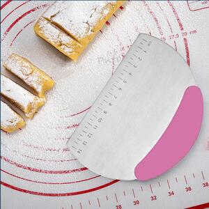 Spatula Pufo Cake pentru taiere aluat, decorare glazura, crema la torturi, metalica, 16 cm, roz