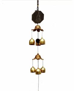 Clopotel de vant cu floare de campanula si 7 clopotei aurii pentru casa sau gradina, model Buddha