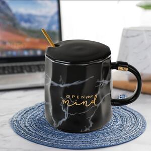 Cana cu capac din ceramica si lingurita Pufo Mind & Life pentru cafea sau ceai, 350 ml, negru