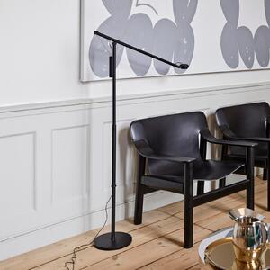 HAY Lampadar LED Fifty-Fifty, negru, înălțime 135 cm, dimabil., reglabil, Negru, Camera de zi / sufragerie, Aluminiu, Design