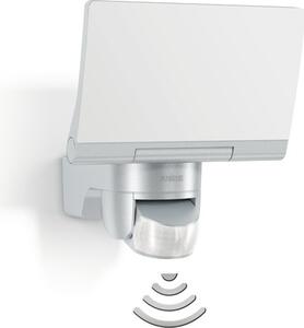 Proiector LED exterior XLED Home2 13,7W 1550 lumeni IP44, senzor de mișcare, lumină caldă, argintiu