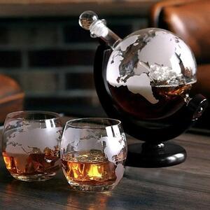 Set cadou pentru whisky Glob Pământesc Malatec - Carafe 850ml cu corabie, 2 pahare, suport lemn