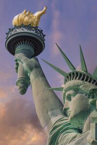 Fotografie NEW YORK CITY Statue of Liberty at sunset, Melanie Viola