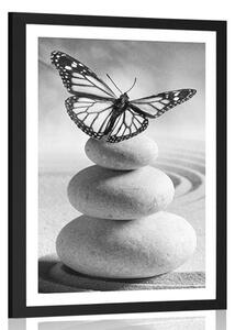Poster cu passepartout echilibrul pietrelor și fluture în design alb-negru