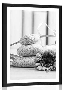 Poster cu passepartout natura moartă meditativă și wellness în design alb-negru