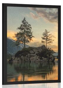 Poster peisaj montan lângă lac