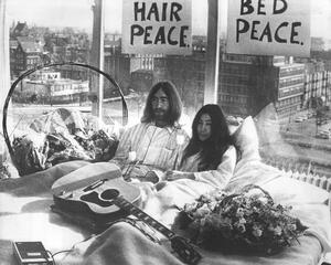 Fotografie Bed-In for Peace by Yoko Ono and John Lennon, 1969