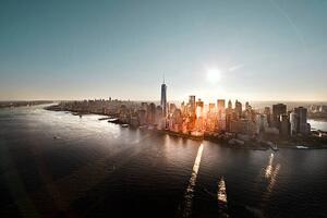 Fotografie de artă Aerial of Manhattan, NYC at sunrise, Howard Kingsnorth, (40 x 26.7 cm)
