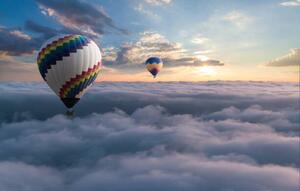 Fotografie de artă Colorful hot air balloon flying above the clouds, guvendemir, (40 x 24.6 cm)