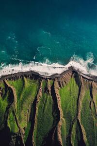 Fotografie de artă Cliff edge and the Atlantic ocean, Abstract Aerial Art, (26.7 x 40 cm)