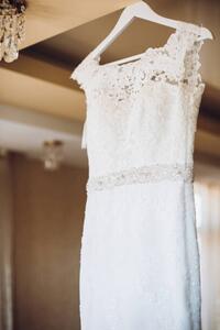 Fotografie de artă beautiful lace wedding dress on white, Bogdan Kurylo, (26.7 x 40 cm)