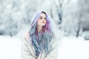 Fotografie de artă Beautiful young woman with colorful dyed hair, Jasmina007, (40 x 26.7 cm)