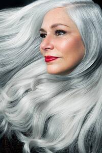 Fotografie 3/4 profile of woman with long, white hair., Andreas Kuehn, (26.7 x 40 cm)