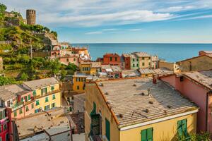 Fotografie de artă Idyllic landscape of Cinque Terre, Italy, LeeYiuTung, (40 x 26.7 cm)