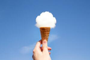 Ilustrare Cloud ice cream., Artur Debat, (40 x 26.7 cm)