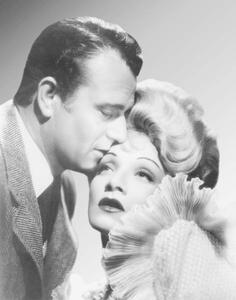 Fotografie de artă John Wayne And Marlene Dietrich, The Spoilers 1942 Directed By Ray Enright, (30 x 40 cm)